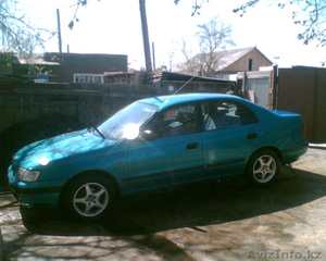Toyota Carina E 1.8  #15797