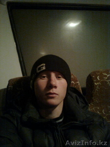 16 летний парень ищет работу в Караганде! #40558
