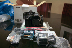 Canon EOS 5D Mark II  Full Kit #51819