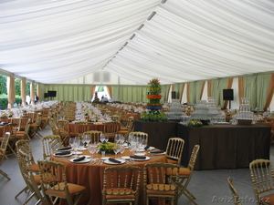 Оформление торжеств цветами и тканью #48423