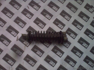 Предлагаем запчасти на автобусы Лиаз,  Амаз,  Волжанин и Американскую технику. #76544