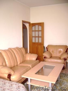 Продаем кожаный уголок #77804