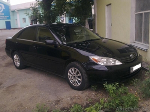 Toyota Camry (2002г. (30) черная,  состояние отличное #106626