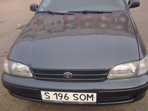 продам автомобиль тойота карина Е #103853
