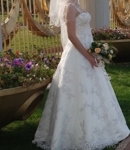 Свадебное платье б/у 65000тг #120823