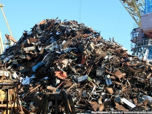 Куплю черный и цветной лом. А также жесть,  стружку,  чугун и кузовной лом. #170449