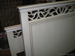 кровать с резьбой итальянская модель #168568