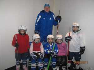 Хоккей с шайбой девочки #191879