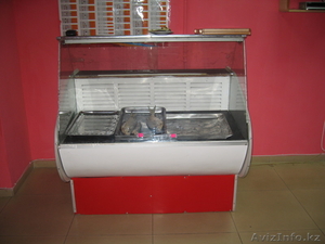 Продам витринный холодильник,  столы,  стулья #207902