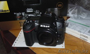 Nikon D7000 with 18-105mm lens #207109