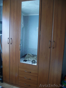 Продам шкаф плательный  #205934