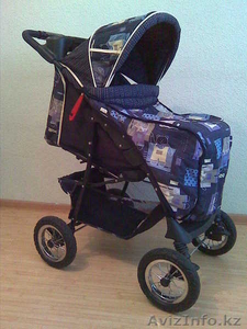 детская коляска в отличном состоянии #237239