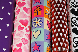 Подарочные пакеты,  упаковочная бумага,  бантики,  открытки. #221827