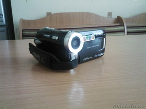 продам фото- видео камеру #223578