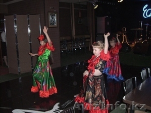 Танцевальный коллектив