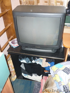 продам Телевизор RUBIN диагональ 54см вместе с тумбой всего за 10000тг. #337089