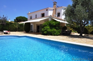 Вилла с видом на море #364688