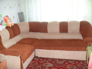 продается уголок отдыха угловой диван и кресло состояние хорошее, раскладывается  #350827