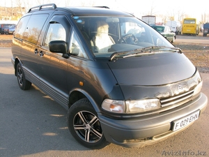 продам автомобиль TOYOTA PREVIA #413471