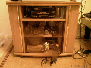 Телевизор,  Холодильник,  Коммуникатор, Тумба под TV   #403256