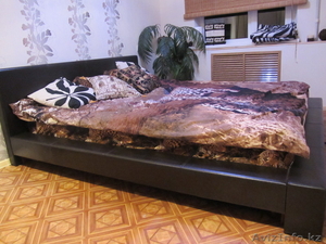 Двуспальную кровать #434583