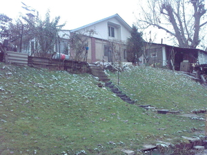 Дом в Алмате из 4-х комнат #454635