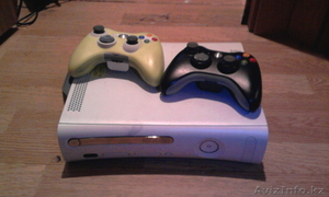 Продам XBOX360 60 GB,  2 джойстика #473879