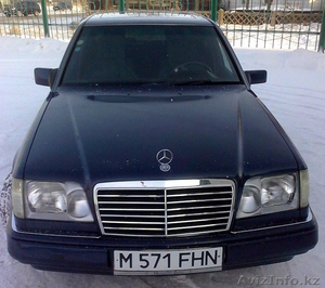 Мерседес Бенц 220Е #458162