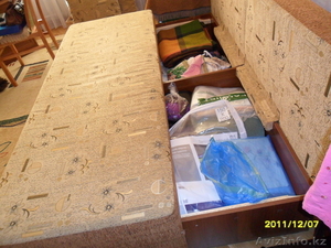 Продам раздвижной диван с ящиками и кресло. #462508