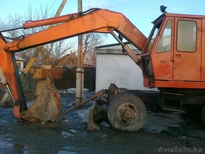 Эксковатор ЭО-3323,  1995 г.в. #506712