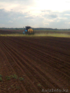 Продаю земельный  участок 40 га,  с жилым домом и сельхоз. техникой #14569