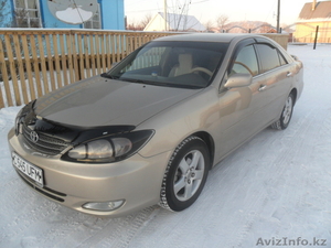 Продам машину TOYOTA CAMRY 30.Есть все , кроме кожи. 2002 г.в ,  золотистый цвет,   #500536