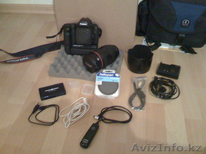 Canon EOS 5D Mark II 21MP DSLR камеры  #542481