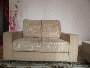 Продам СРОЧНО  НЕДОРОГО : Диван и Кресло #524272