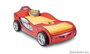 Кровать-машинка #563551