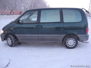 продам автомобиль Ниссан Серена #594308