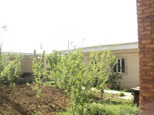 Мкр.Самал-1. рядом с лицеем 