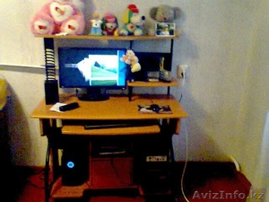 продажа стола с навесной  полкой и копьютерный стол #669804