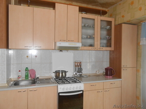 сдам посуточно трехкомнатную квартиру #717023