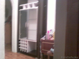 Продам учебный уголок с креслом,  стеллаж и стенку #719377