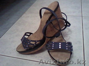 Нежные летние босоножки на широкую ногу #702572