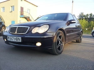 Срочно продаю автомобиль Mercedes Benz C200 KOMPRESSOR 2002 года выпуска  #728227