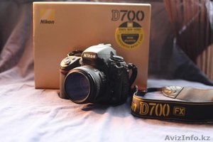 Nikon D700 W / AF-S VR 24-120mm #737818