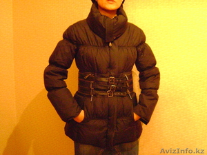 Продам пуховик женский б/у #751543