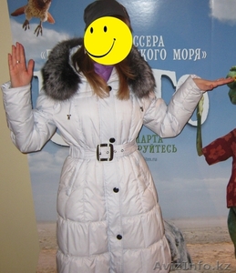 продам пуховик б/у светлый ,  мех чернобурка #763812