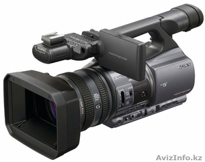 Продаеться видеокамера Sony DCR-VX2200 б/у . #755602