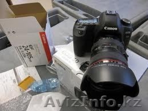 Canon EOS 5D Mark II 22.3MP Цифровые зеркальные фотокамеры #770151