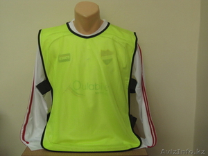 Футбольные  манишки - Мужские #384446