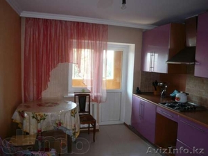 Продам улучшенную 3-х комн квартиру в верхней части города  #772673