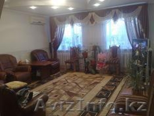 Продается кирпичный коттедж  #743826